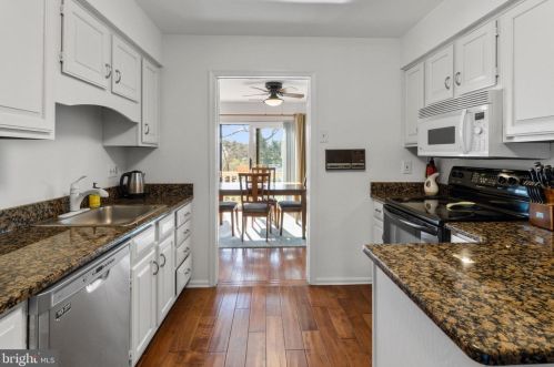 1628 Devon Ct, Yardley PA 19067-5741 exterior