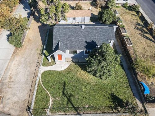 1745 Woodland Ave, Modesto CA  95358-1360 exterior