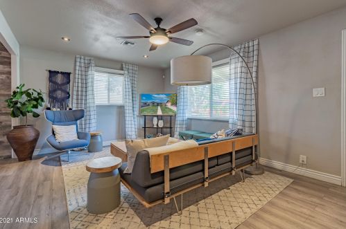 1106 12 St, Phoenix AZ 85086-7448 exterior