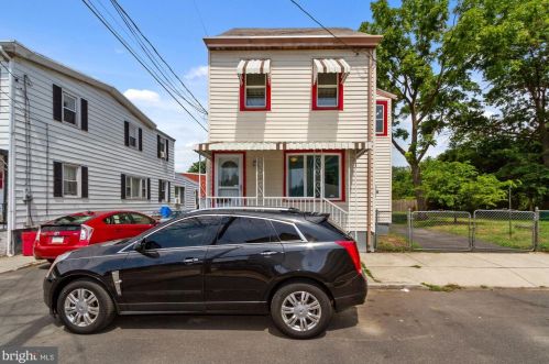 921 George St, Gloucester, NJ 08030-2345