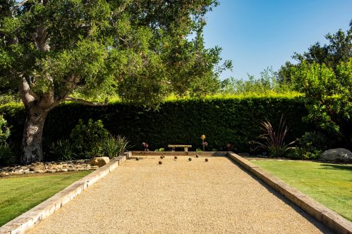 719 Lilac Dr, Santa Barbara CA  93108-1436 exterior