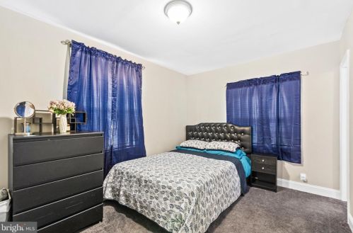 681 Washington Ave, West Deptford NJ  08096-3544 exterior