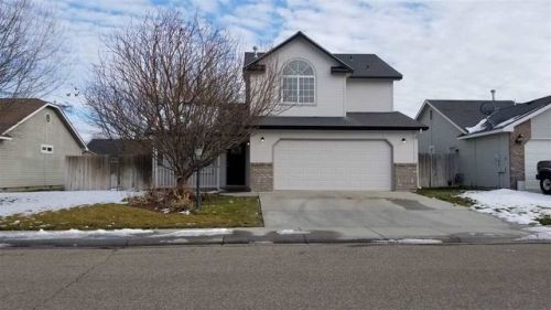 704 Alturas St, Nampa, ID 83686-2662