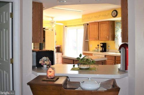 94 Whitaker Way, Camden-Wy DE  19934-4508 exterior