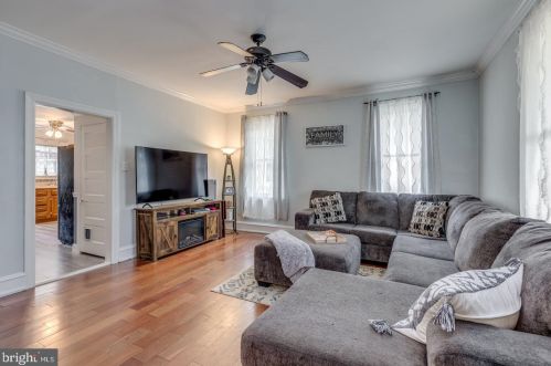 220 Prospect St, Camden NJ  08109-2613 exterior