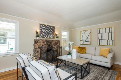 322 14th St, San Jose, CA 95112-1836