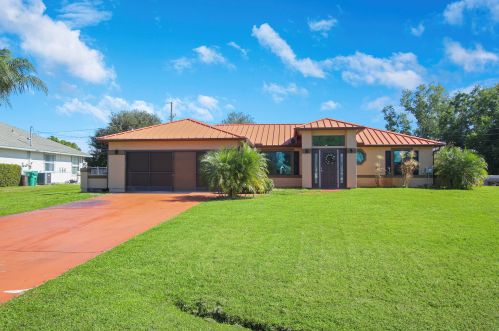 6968 Hartney Way, Fort Pierce, FL 34983-1320