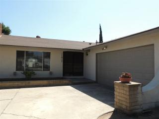 11617 Rio Fondo, Lakeside, CA 92040-2313