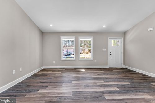 211 Erica Dr, Montross VA  22520-4154 exterior