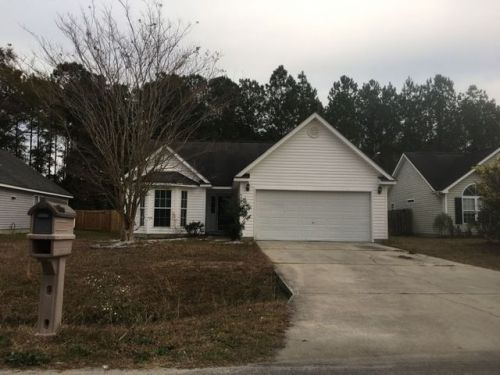 690 Oak Branches Close, Belville, NC 28451-7479