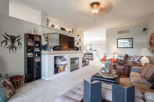 1912 Mimosa Trl, Florence KY  41042-8727 exterior