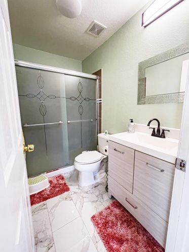 13570 Quartz Way, Lathrop CA  95330-9196 exterior