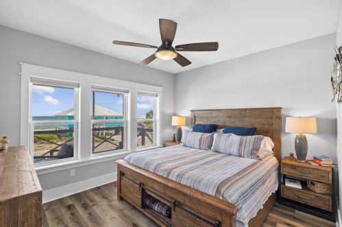 765 Gorrie Dr, Saint George Island FL  32328-2912 exterior