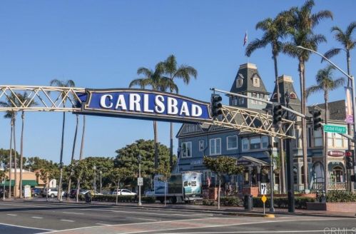 2535 Jefferson St, Carlsbad CA  92008-1420 exterior