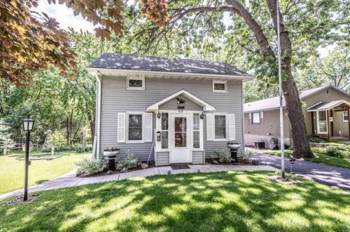 529 6th St, Hastings MN  55033-1919 exterior