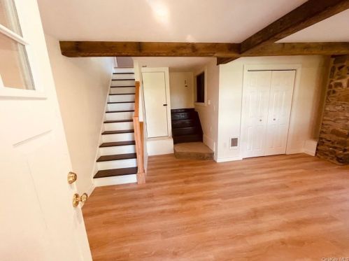 50 Ivy Hill Rd, Mahopac NY  10541-1208 exterior