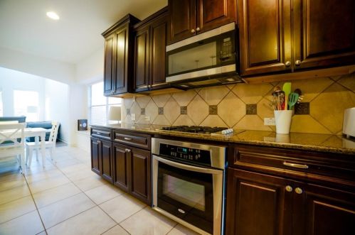 3513 Curbstone Way, Plano TX  75074-8997 exterior