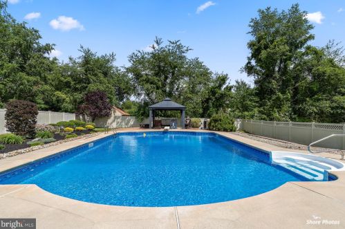 308 Ferrell Rd, Harrison Township NJ  08062-4516 exterior