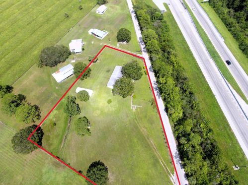 2463 Coolidge Rd, Fort Pierce, FL 34945-3130