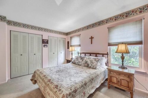 49 Matthews Ln, Washingtonville NY  10992-1202 exterior