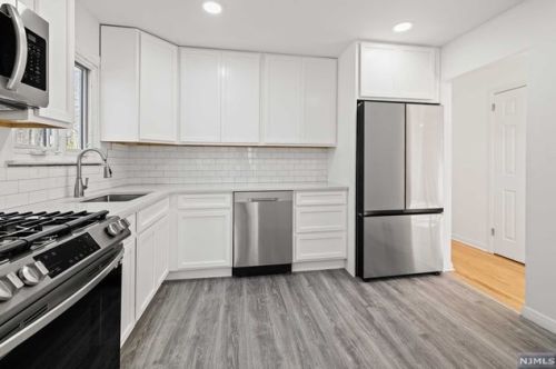 87 Primrose Ln, Closter NJ  07624-1318 exterior