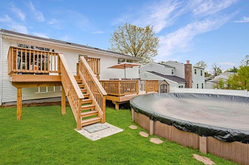 6025 Spicewood Ave, Florence KY  41042-1328 exterior