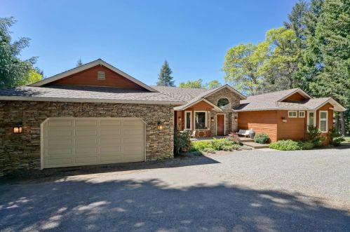 4401 Yew Woods Way, Snowline Camp, CA 95709-9432