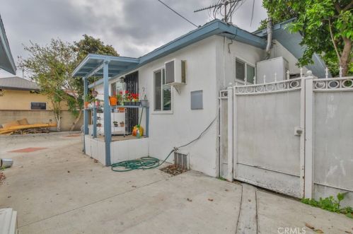 3117 Illinois Ave, South Gate CA 90280-4183 exterior