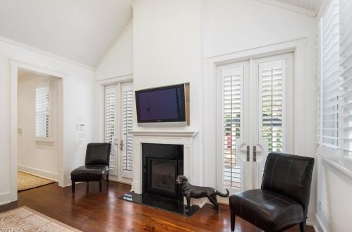 245 Broad Ave, Naples, FL 34102-7028