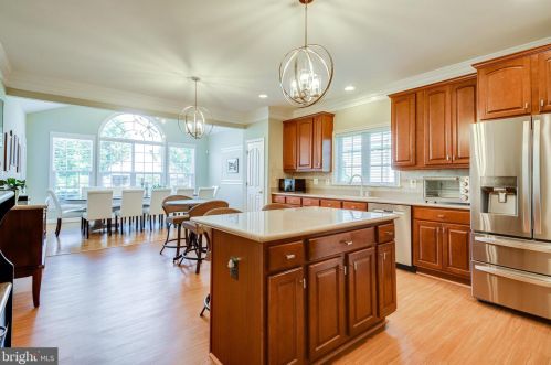 9517 Moonen Bay Ln, Bristow VA  20136-3515 exterior