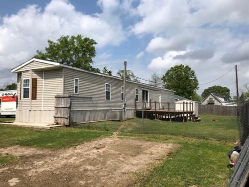 249 Saint Marks Ave, Ama, LA 70031-2232