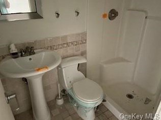 4 Parkway Dr, Yorktown Hgts NY  10598-6407 exterior