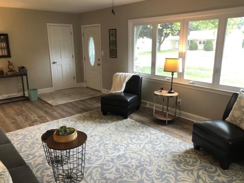 512 Downing Dr, Waukesha WI  53186-6424 exterior
