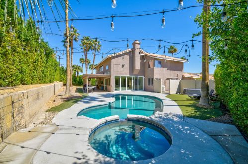 68520 San Felipe Rd, Cathedral City CA  92234-8102 exterior