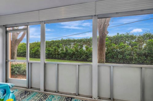 446 Normandy J, Delray Beach FL  33484-4874 exterior