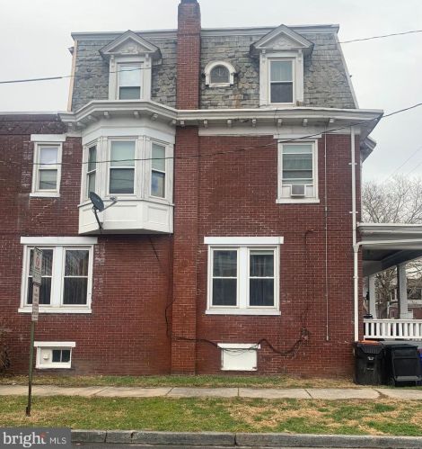 530 Seneca St, Harrisburg, PA 17110-2378