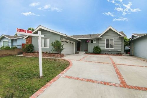 25119 Doria Ave, Lomita, CA 90717-1717