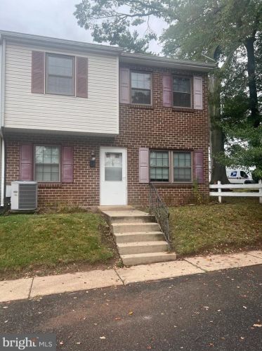 9 Sawmill Run, Norristown, PA 19401-3581