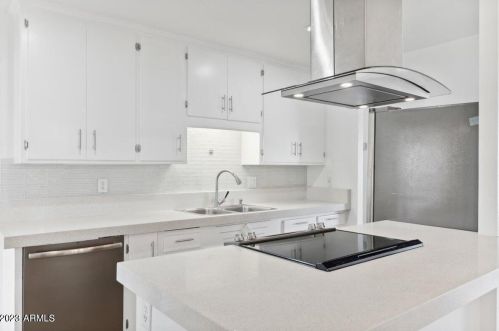 8546 Oak St, Scottsdale AZ  85257-2965 exterior