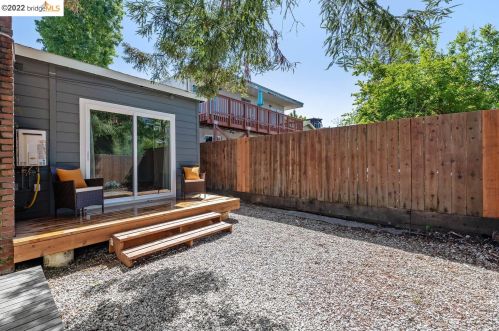 3012 Fulton St, Berkeley CA  94705-1805 exterior