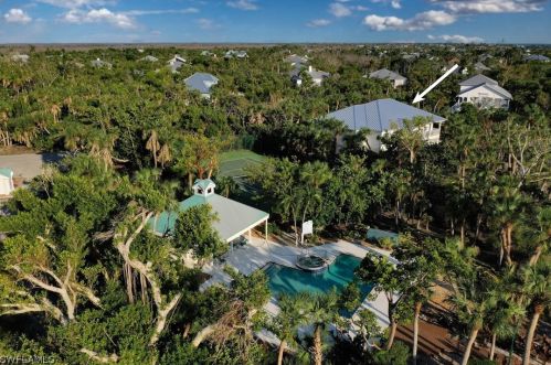 1990 My Tern Ct, Sanibel, FL 33957-2325