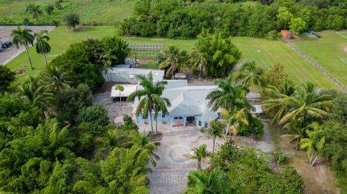 16219 Hollow Tree Ln, Town Of Loxahatchee Groves FL  33470-5020 exterior
