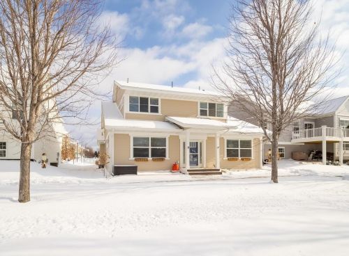 9507 Scott Ln, Minneapolis, MN 55443-5100