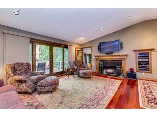 4005 Virginia Ave, Saint Paul, MN 55126-2386