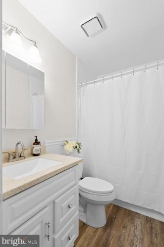 3 Ingrid Ct, Wilmington DE  19808-4062 exterior