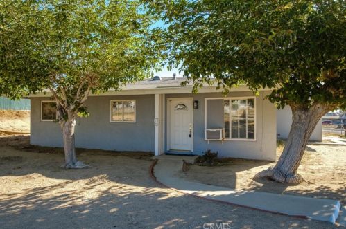 16434 Yucca Ave, Victorville CA  92395-3533 exterior
