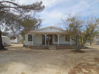 3413 Black Mountain Blvd, Inyokern, CA 93527-2512