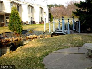 1810 Fairway Dr, Hudson WI  54016-2178 exterior