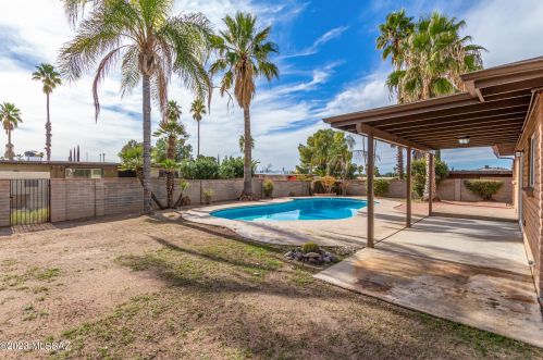 9326 30th St, Tucson AZ  85710-8006 exterior