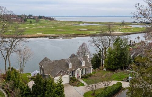 411 Harbor Rd, Southport, CT 06890-1376